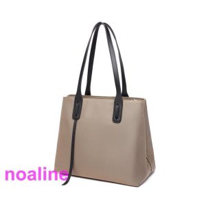 大きめ ナイロン 軽い大容量 レディース A4 ビジネス パソコンバッグ 手持ち 肩掛け 通勤用バッグ お仕事 かばん ショルダーバッグ マザーズバッグ